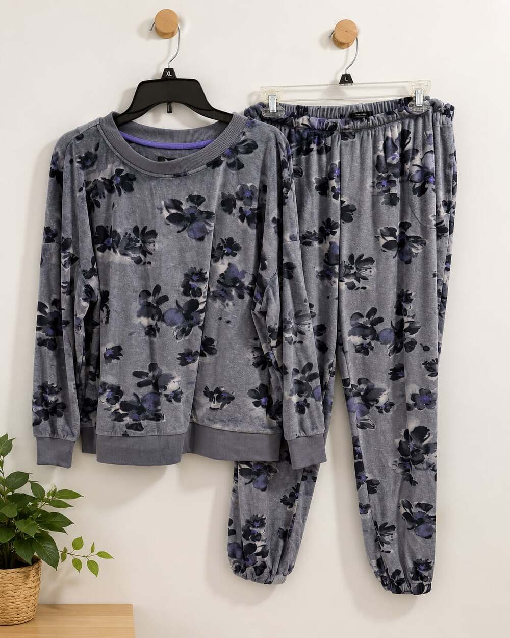 Simply Vera Wang  Women's Gray Floral Print 2-Piece Pajama Set Sz XL